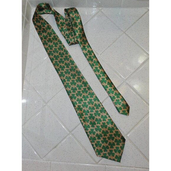 Vintage St. Patrick's Day Three Leaf Clover Neck Tie shamrock Irish - Picture 1 of 9